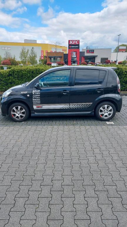 Daihatsu Sirion 2005