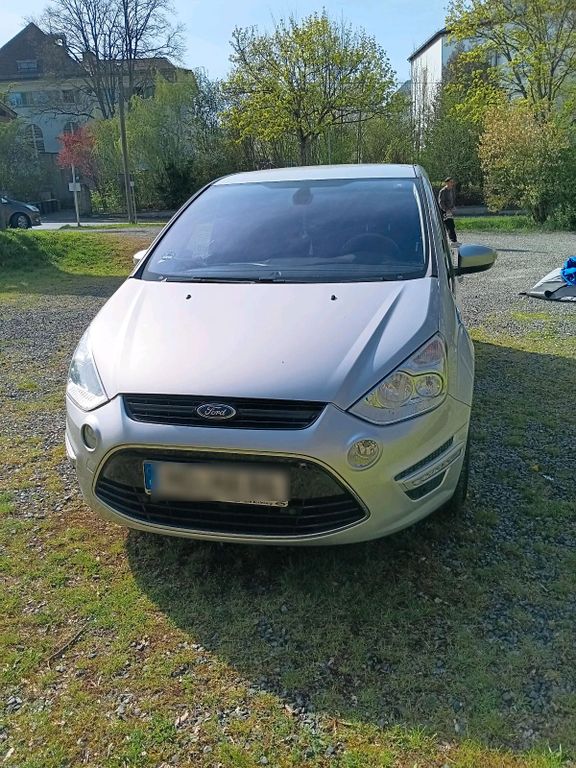 Ford S-Max 2012