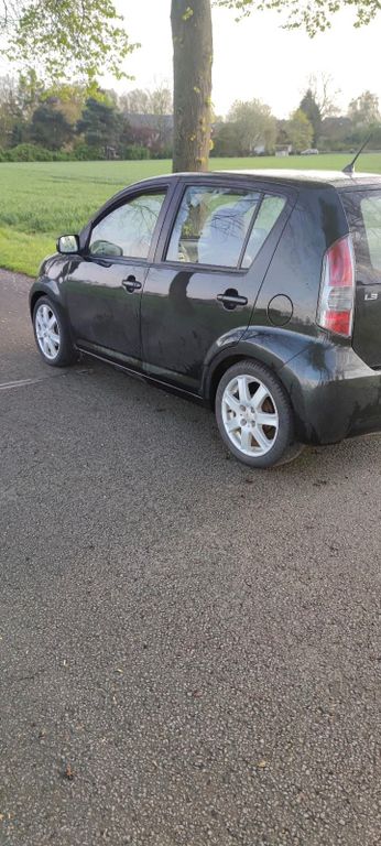 Daihatsu Sirion 2006