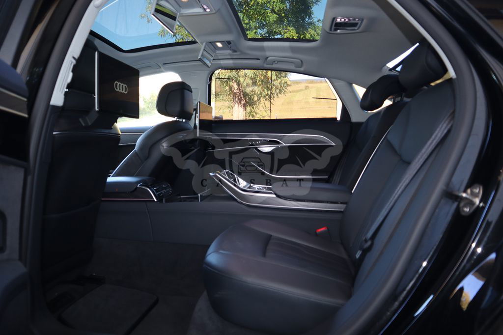 Audi A8 2021