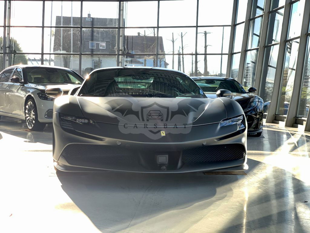 Ferrari SF90 2024