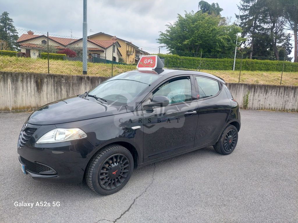 Lancia Ypsilon 2015