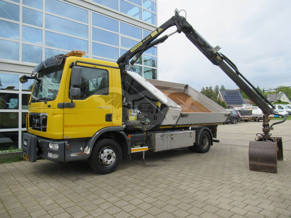 MAN M2000 2012