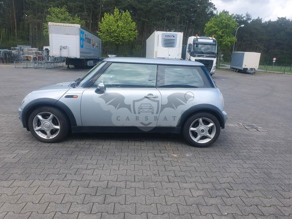 Mini One 2004