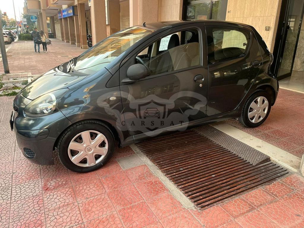 Toyota Aygo X 2011