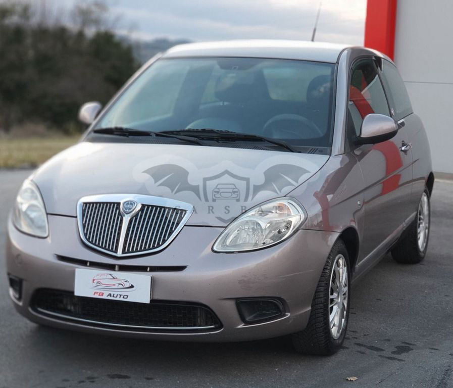 Lancia Ypsilon 2010
