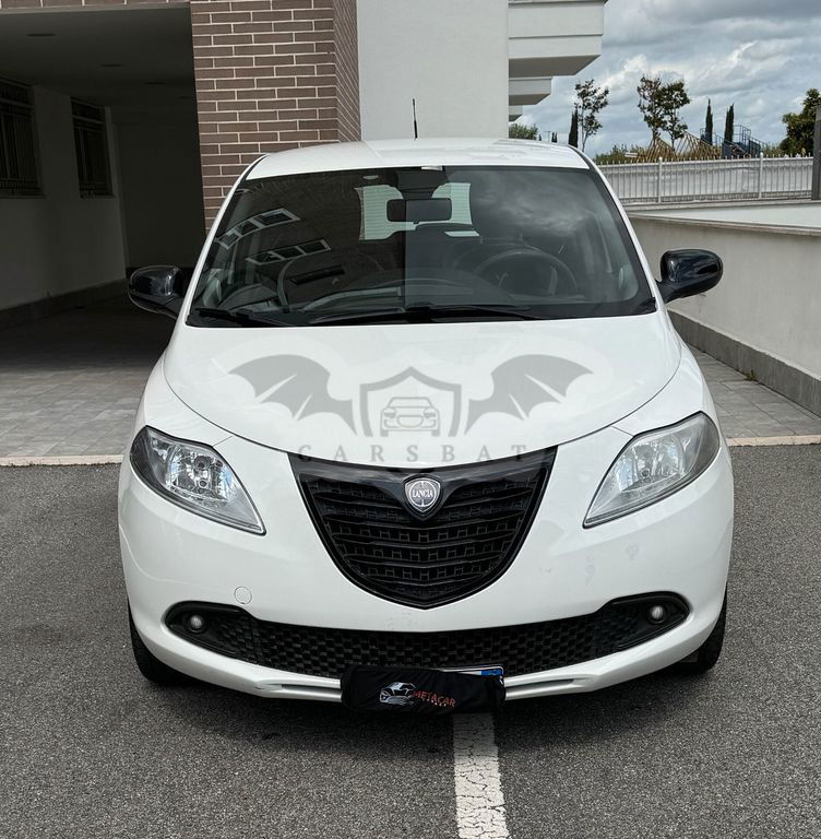 Lancia Ypsilon 2014