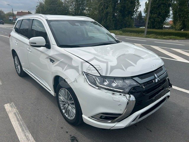 Mitsubishi Outlander 2020