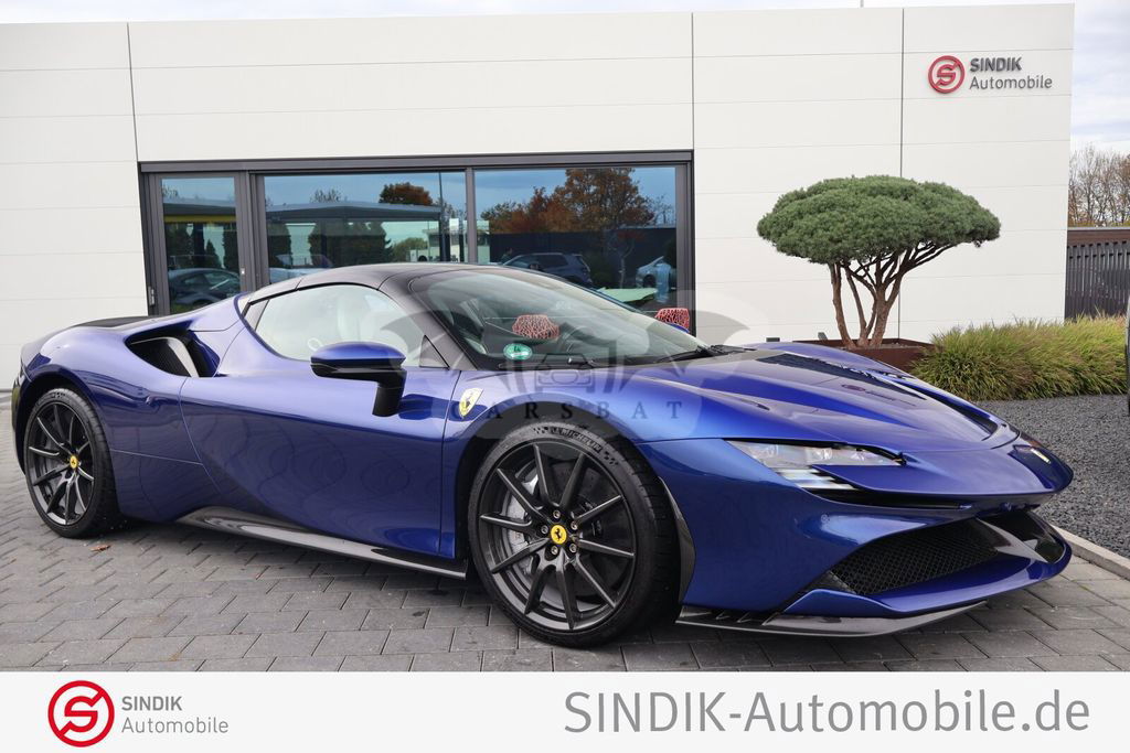 Ferrari SF90 2023