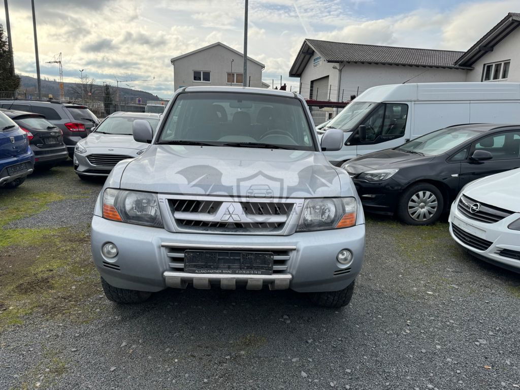 Mitsubishi Pajero 2006