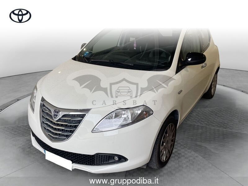 Lancia Ypsilon 2012