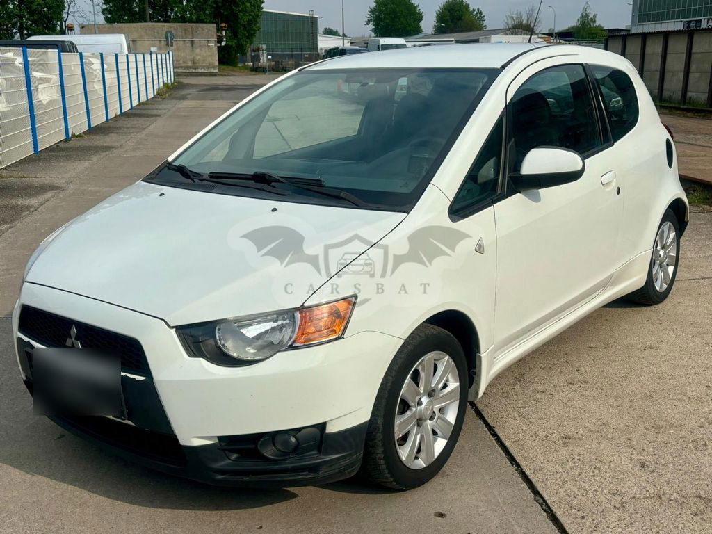 Mitsubishi Colt 2013