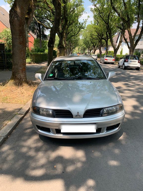 Mitsubishi Carisma 2003