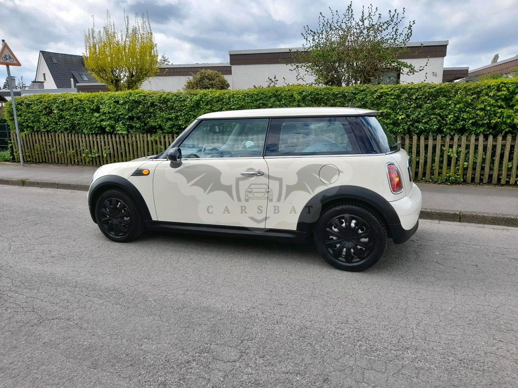 Mini One 2010