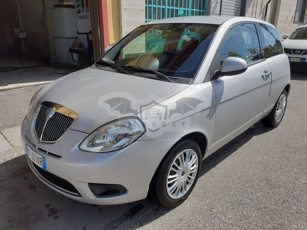 Lancia Ypsilon 2010