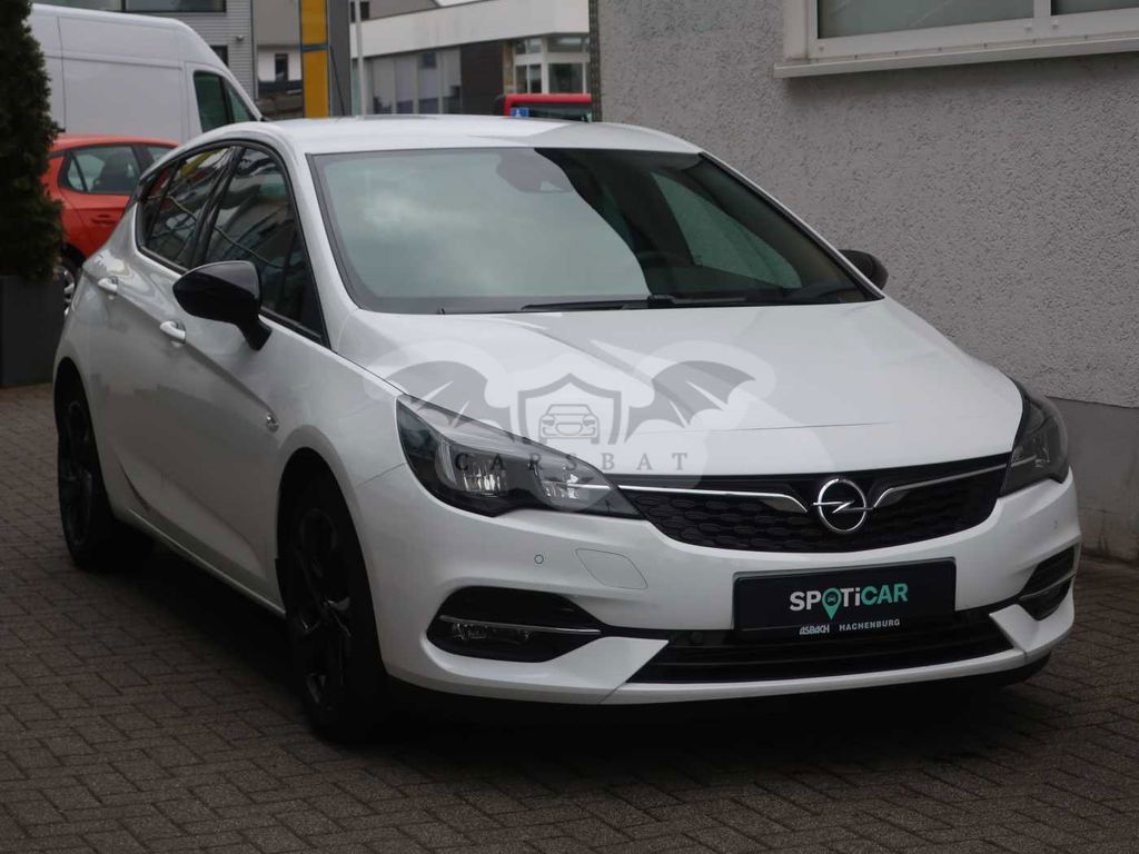 Opel Astra 2021
