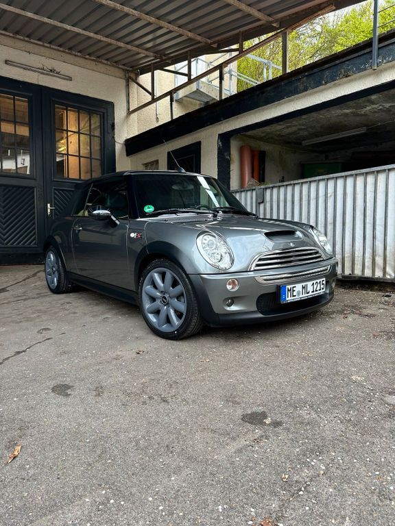 Mini Cabrio 2006