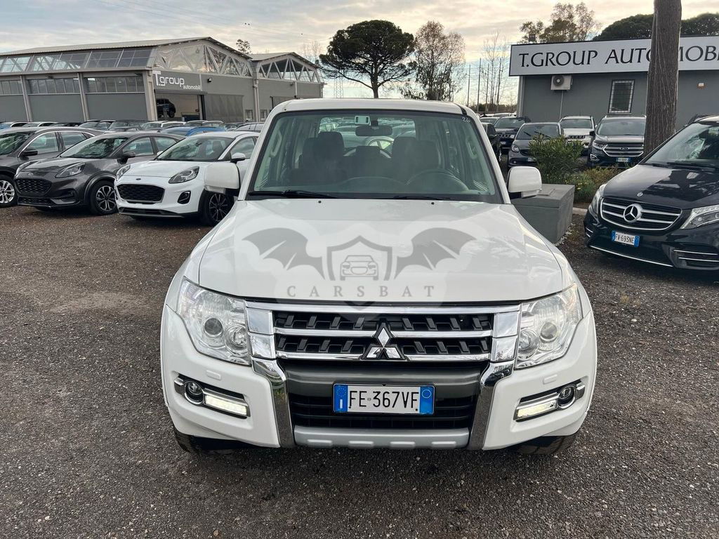 Mitsubishi Pajero 2016