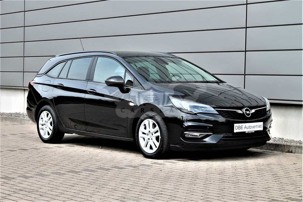 Opel Astra 2022