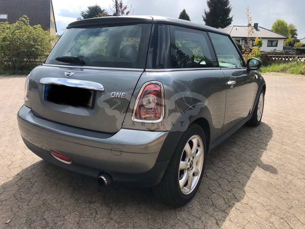 Mini One 2010