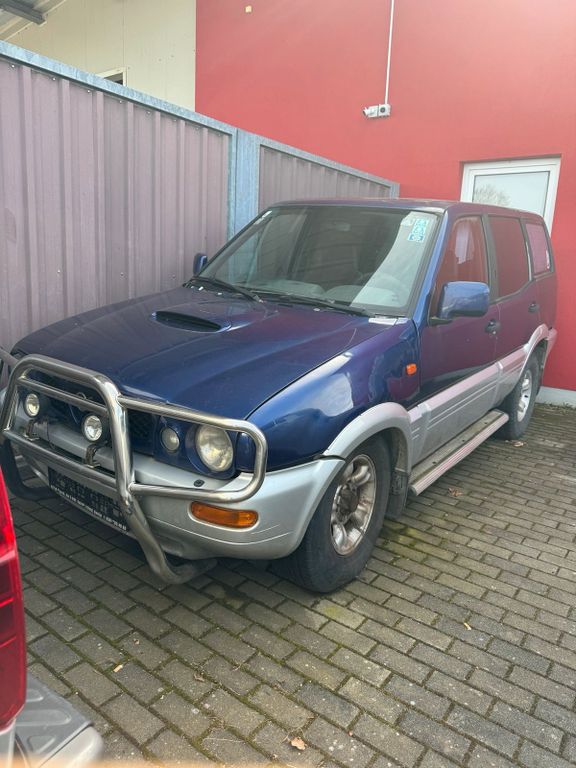 Nissan Terrano 1999
