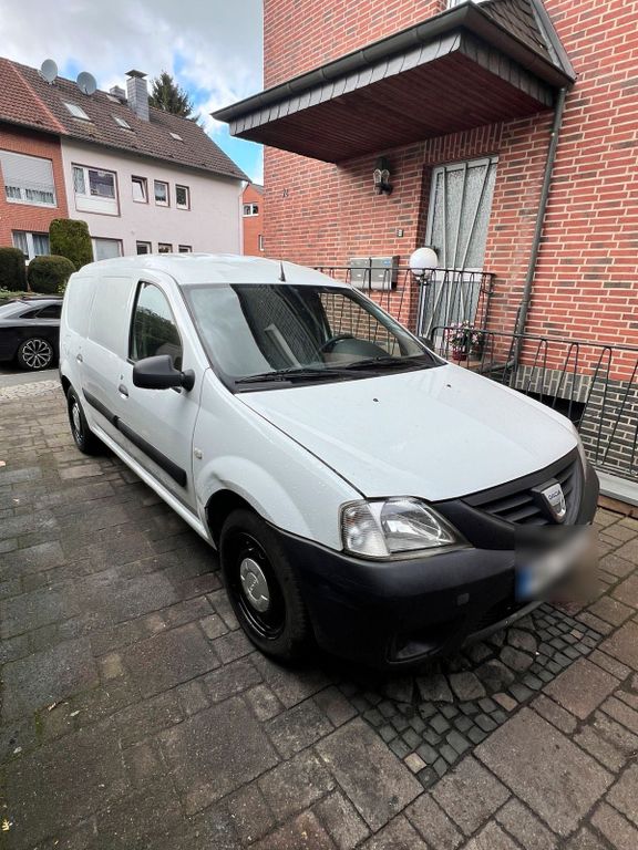 Dacia Logan 2011