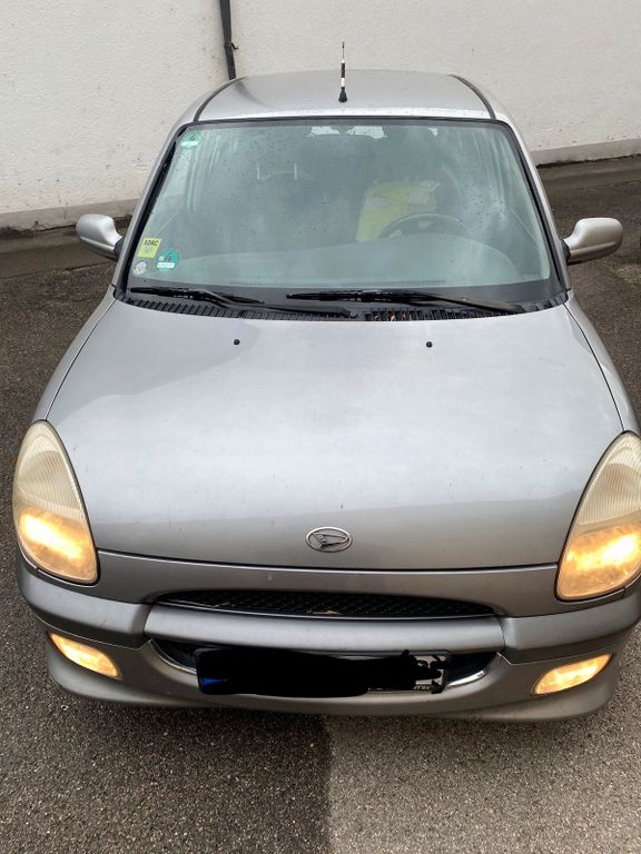 Daihatsu Sirion 2000