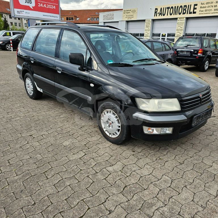 Mitsubishi Space Wagon 2004