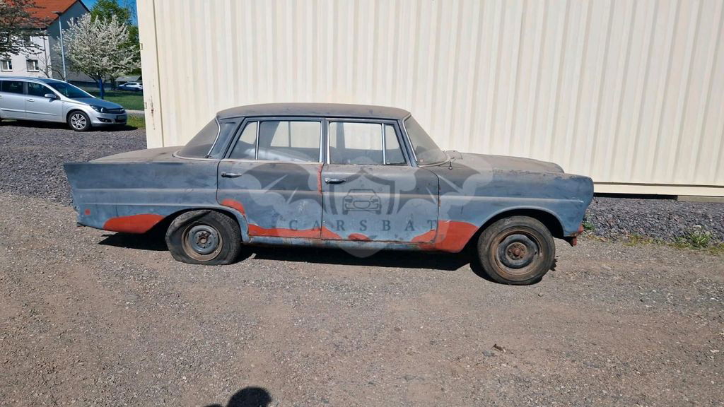 Mercedes-Benz E 200 1960