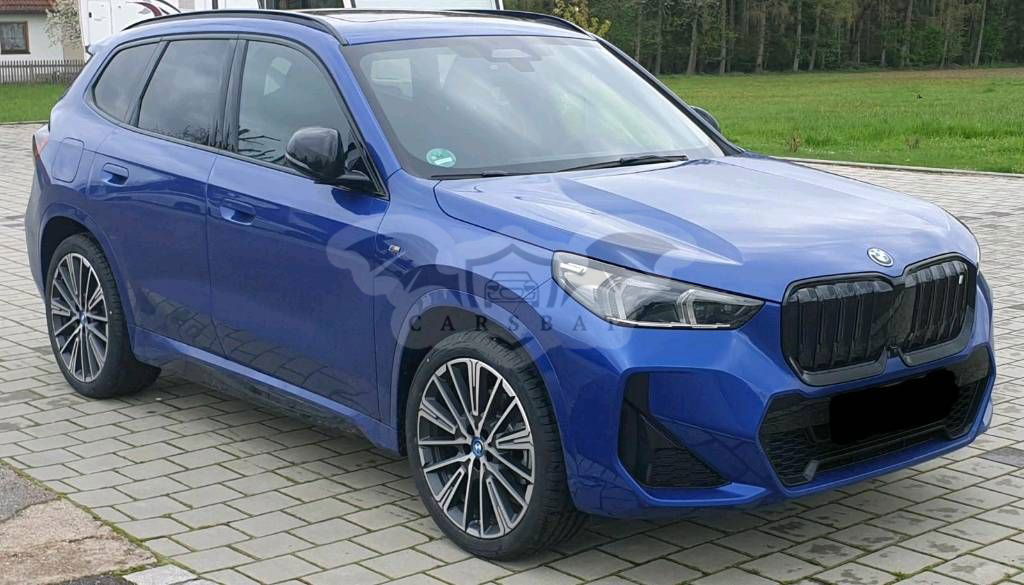 BMW iX1 2023