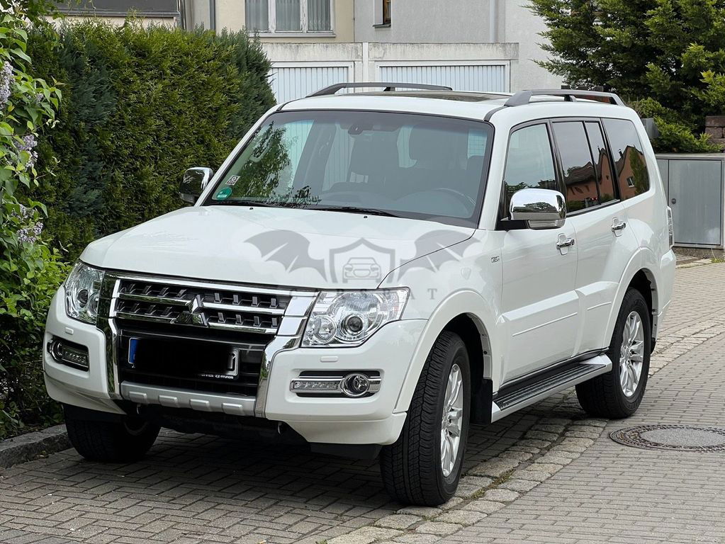 Mitsubishi Pajero 2016