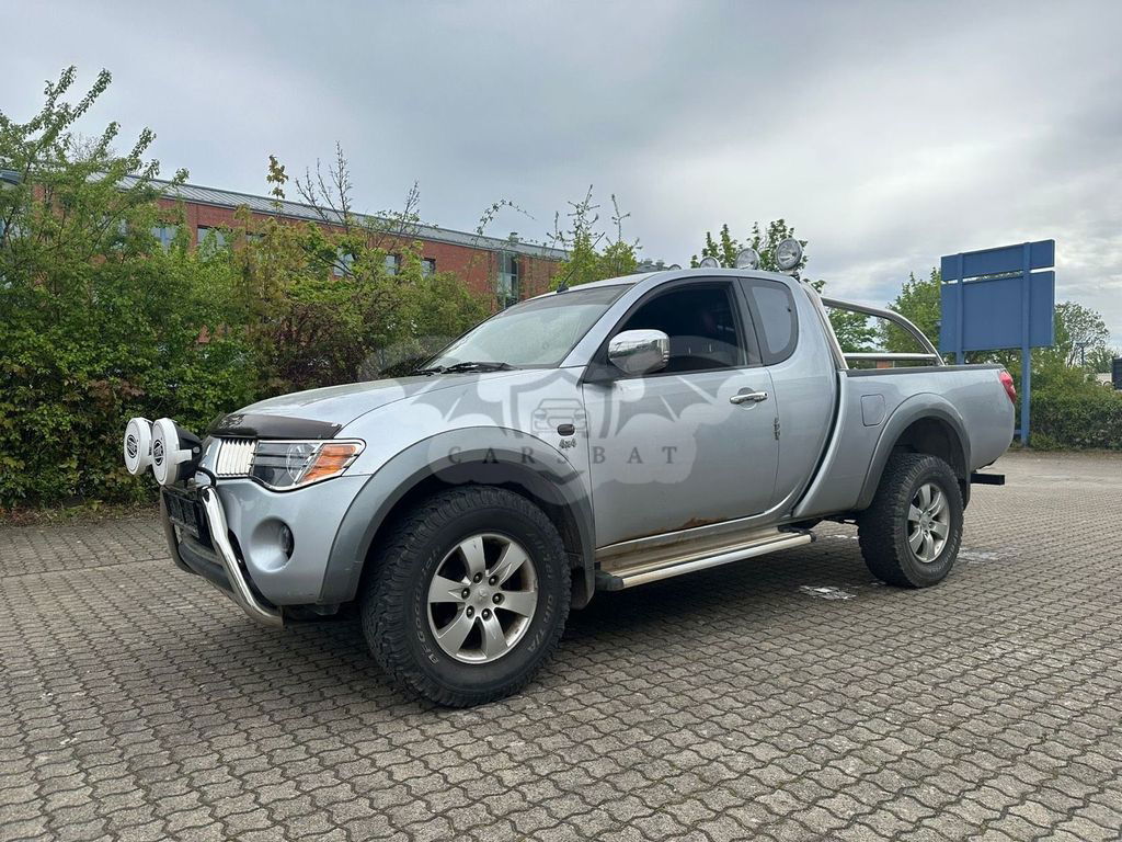 Mitsubishi L200 2006