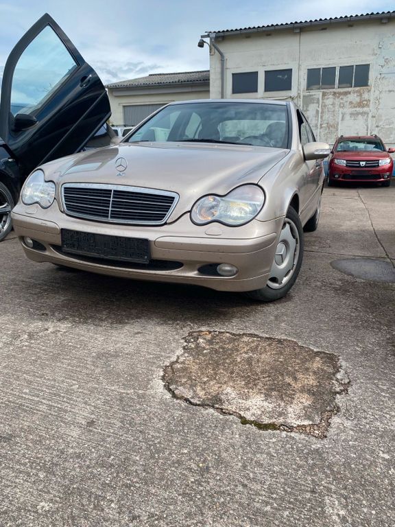 Mercedes-Benz 250 2001