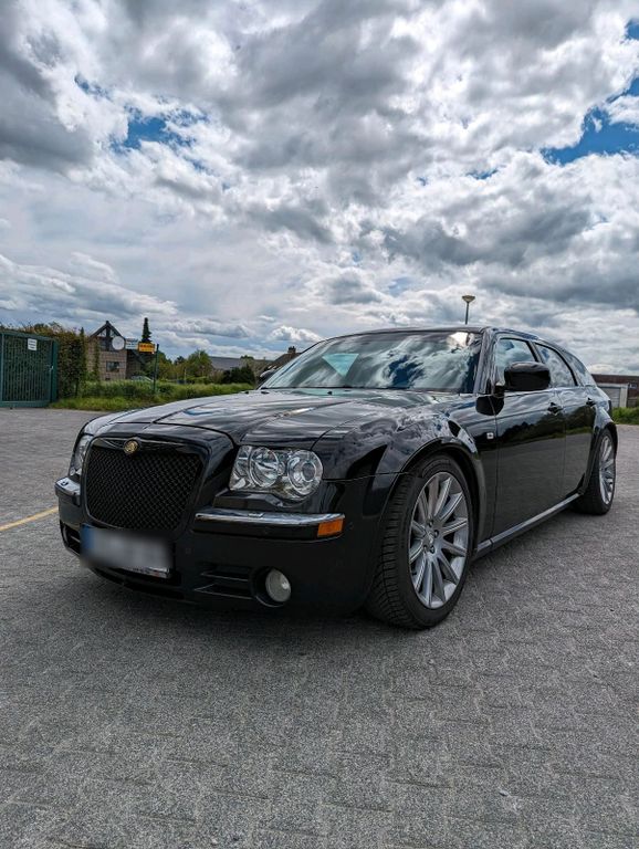 Chrysler 300C 2011