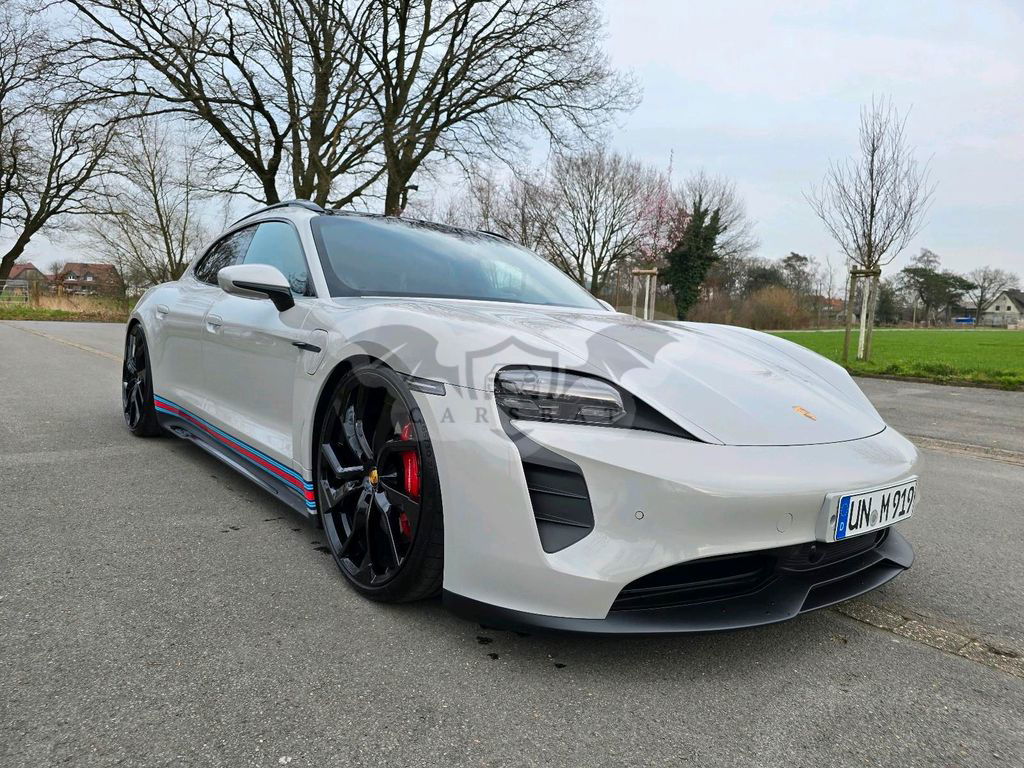 Porsche Taycan 2023