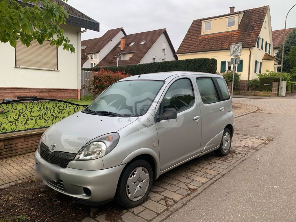 Toyota Verso 1999