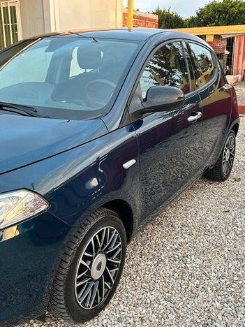 Lancia Ypsilon 2015