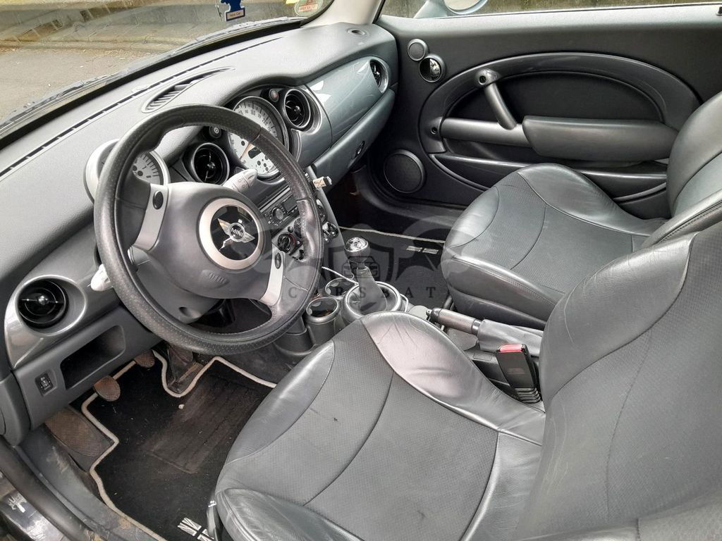 Mini One 2004