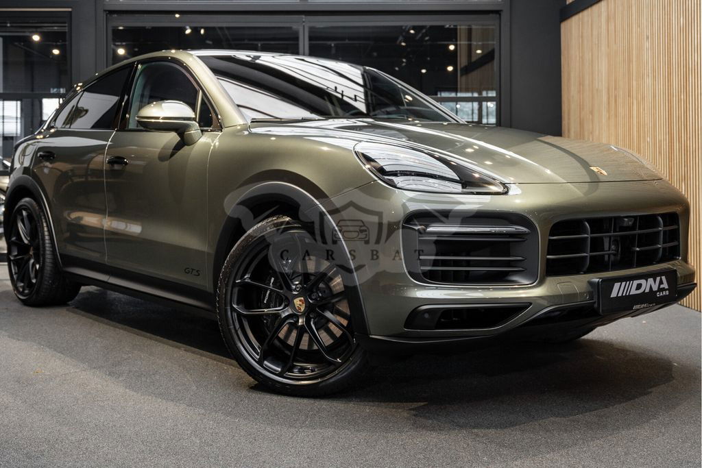 Porsche Cayenne 2022