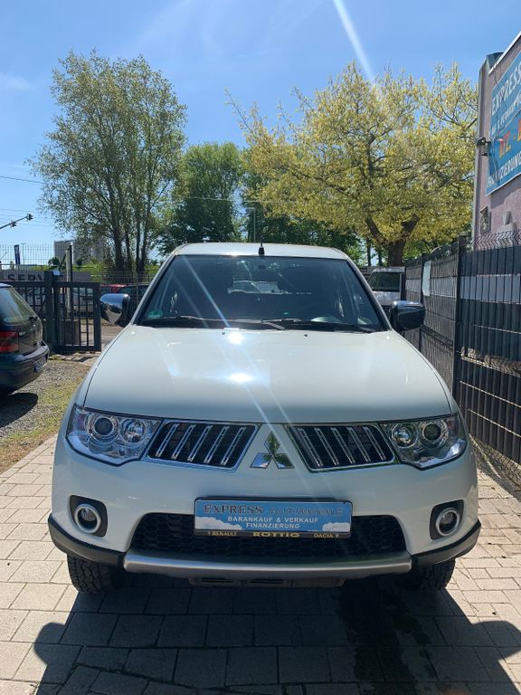 Mitsubishi L200 2010