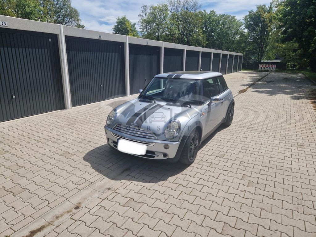 Mini One 2004