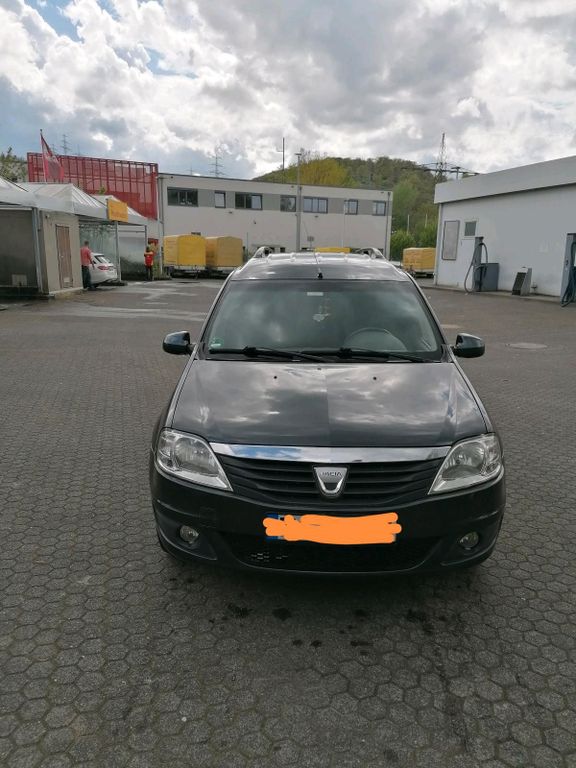 Dacia Logan 2011