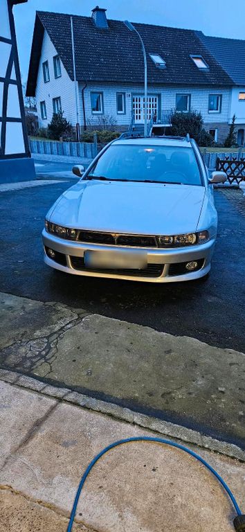 Mitsubishi Galant 2002
