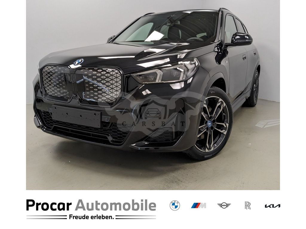 BMW iX1 2024