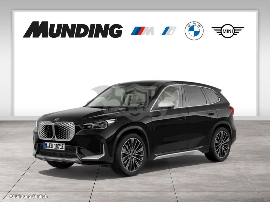 BMW iX1 2024