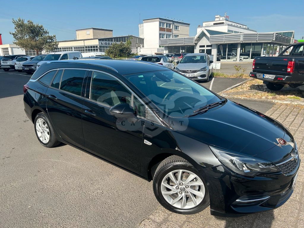 Opel Astra 2022