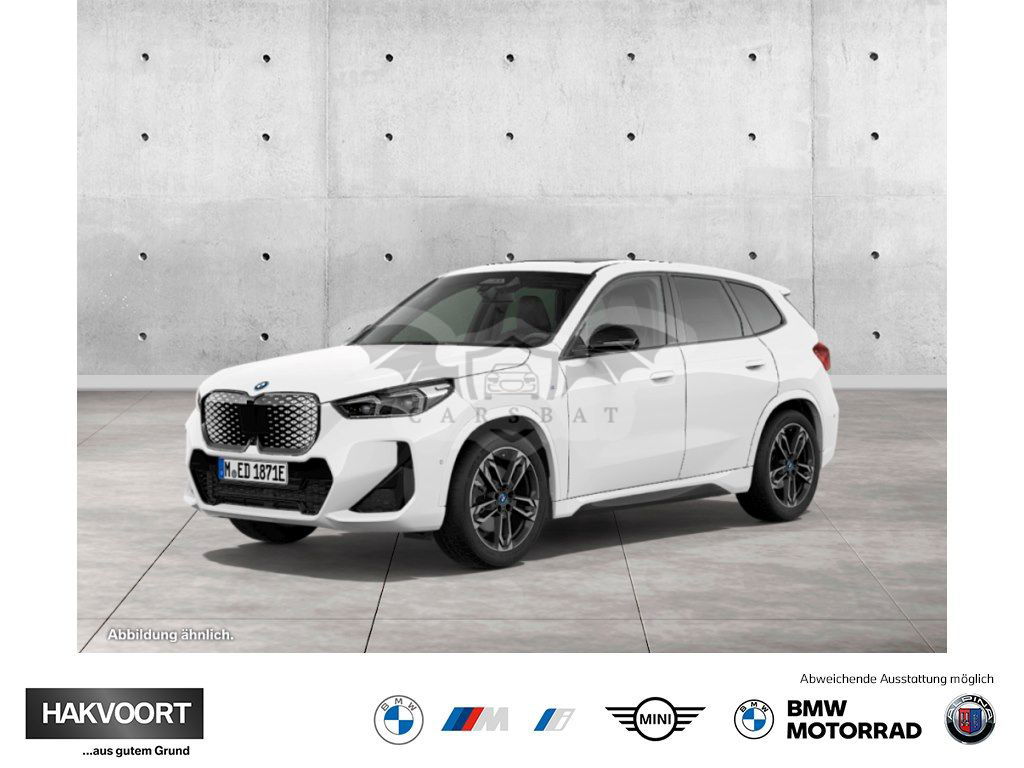 BMW iX1 2024
