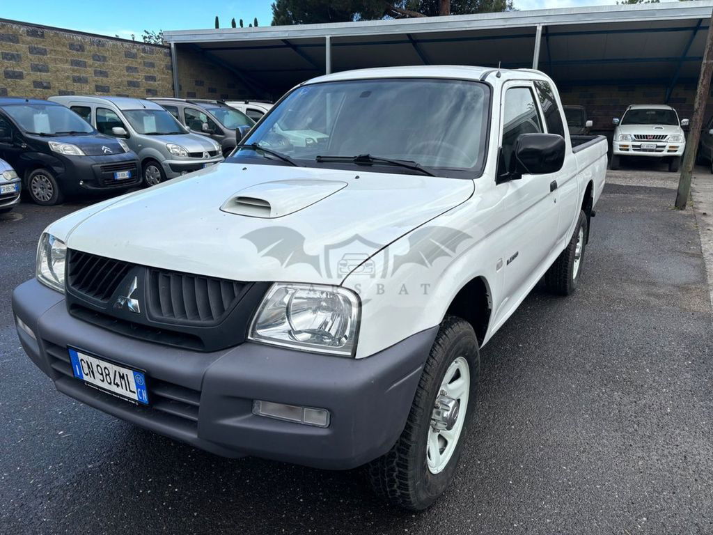 Mitsubishi L200 2005