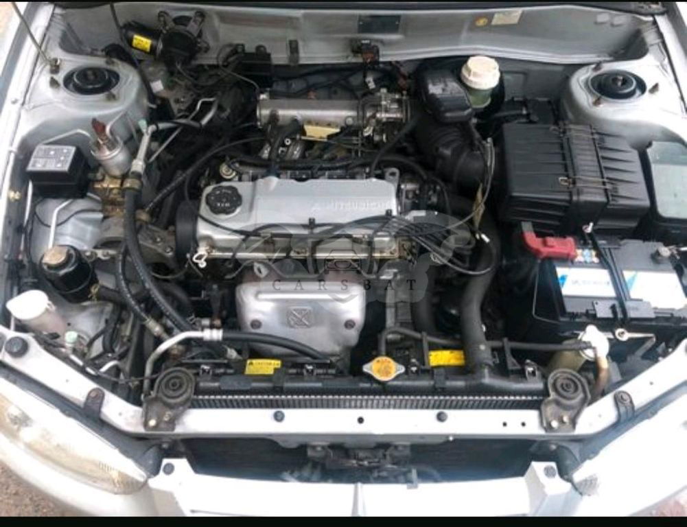Mitsubishi Colt 1998