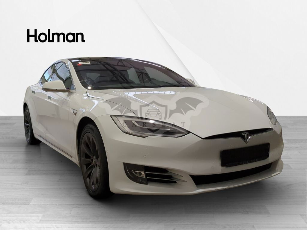Tesla Model S 2020